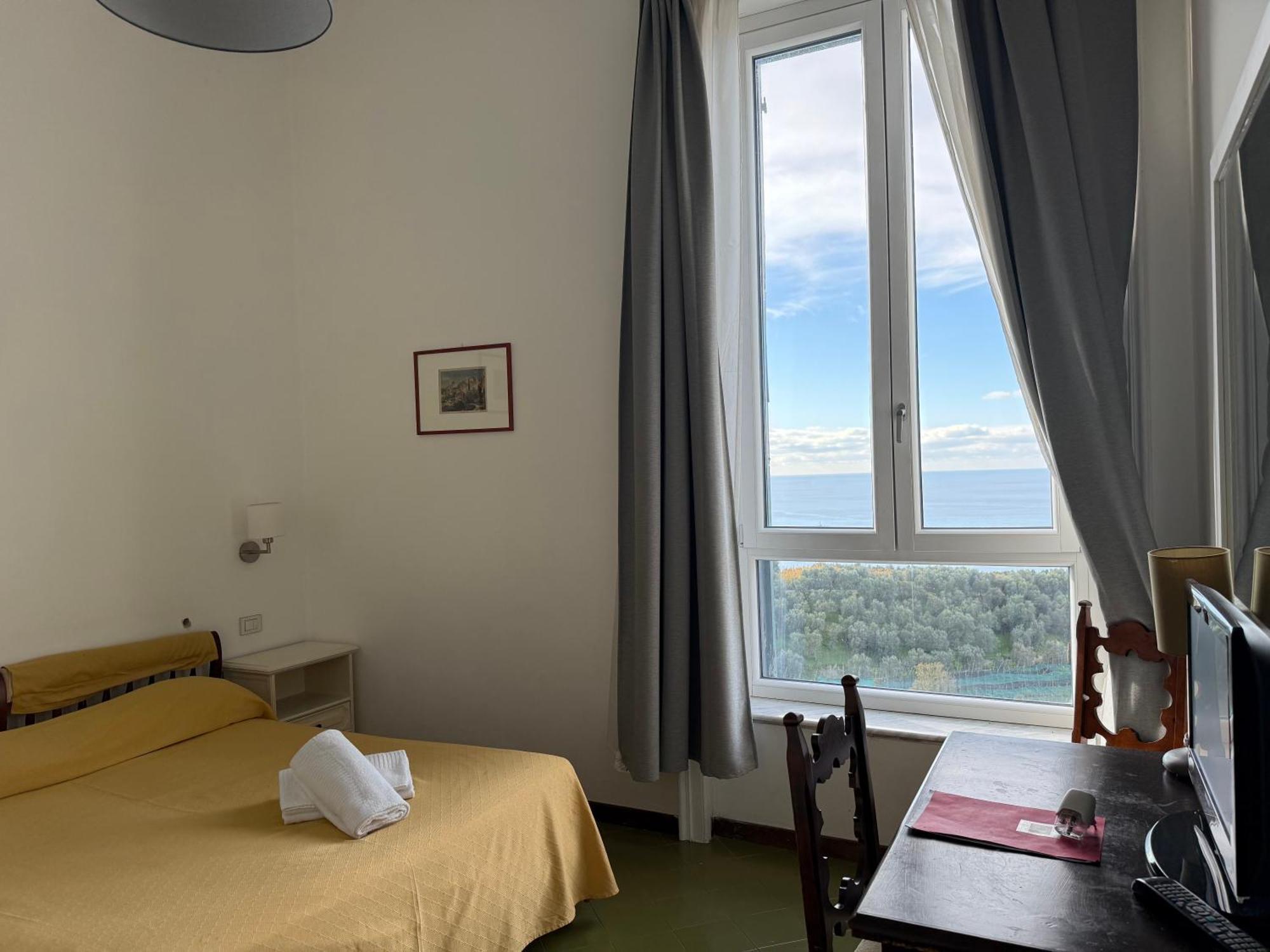 Hotel Villa Pina Antico Francischiello Massa Lubrense Kültér fotó